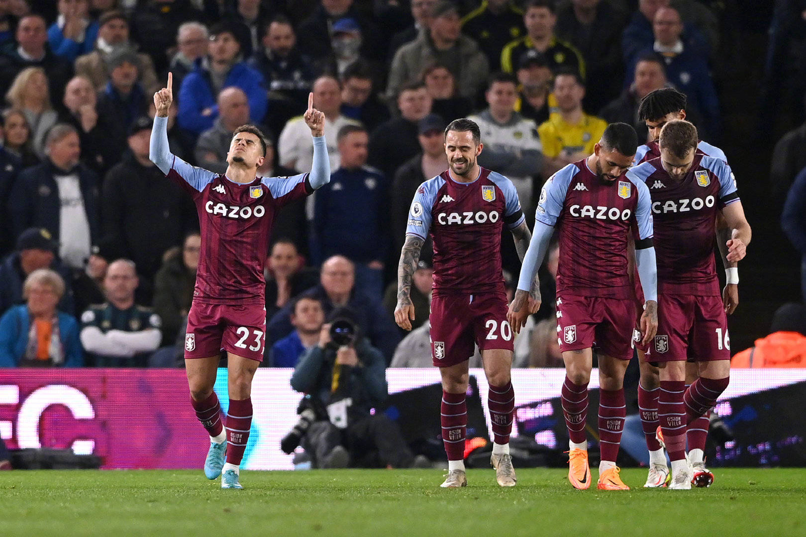 尤其是多名 尤其是多名